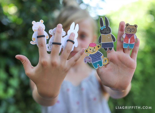 LiaGriffith_Finger_Puppets_Furry_Friends
